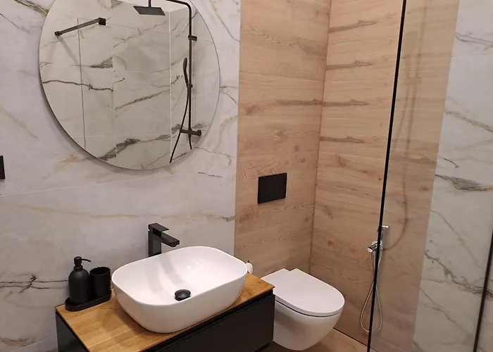 Celnice Nova Seninka 103 * Staré Město